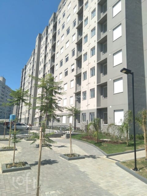 Image 1 - 250740